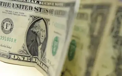 Dólar cai 0,11% em pregão de baixa liquidez com feriado nos EUA